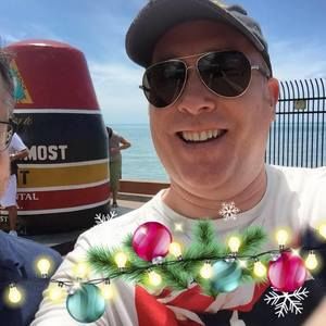 Meet your Posher, Carl